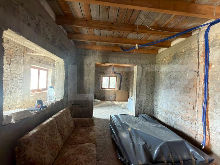 Casa de vaznare 215 mp, teren 1500 mp, zona Gura Vaii