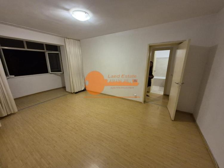 Apartament cu 2 camere in zona Apuslui - Bloc Reabilitat