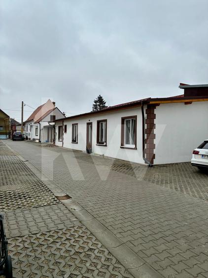 Apartament la casa zona Turnisor!