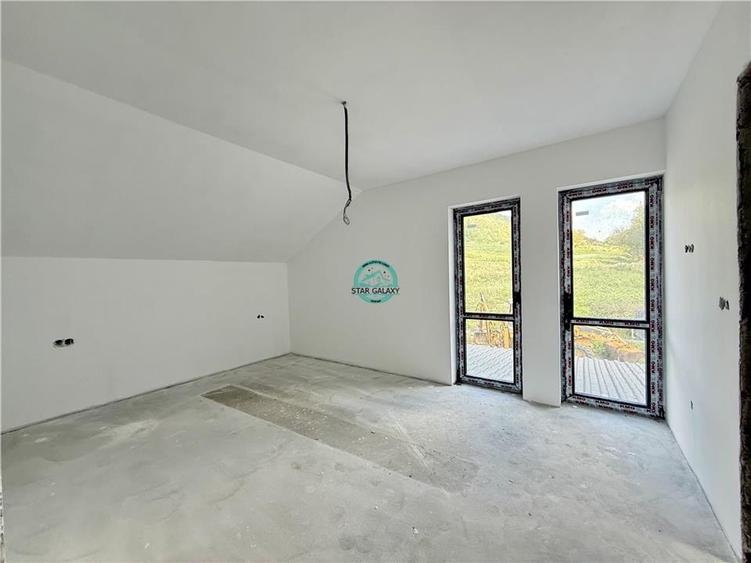 Casa noua cu 5 camere de vanzare semifinisata, teren 500 mp in Corunca