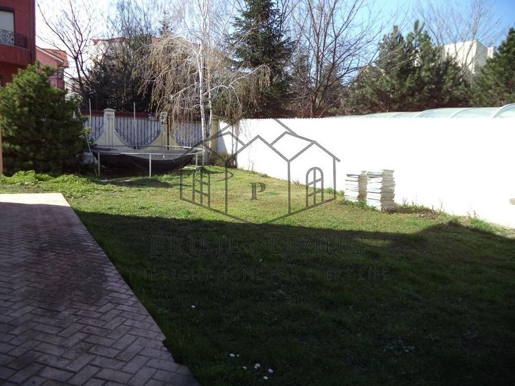 VILA - 4DORMITOARE SI GRADINA DE 300 MP LA INCHIRIERE IN IANCU NICOLAE