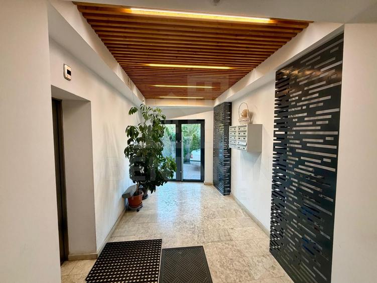 Apartament decomandat deosebit 3 camere 2 bai bloc 2020 cu parcare