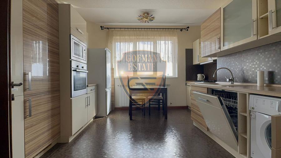 3 camere 180 mp + Parcare privata, modern Peninsula, Centrul Vechi, Piata Ovidiu