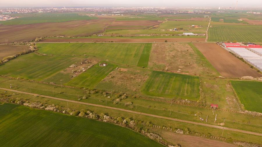 Teren intravilan 6150 mp – Sânleani, jud. Arad