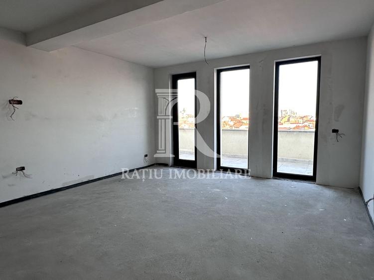 Penthouse cu 3 camere | Ultracentral | Oradea