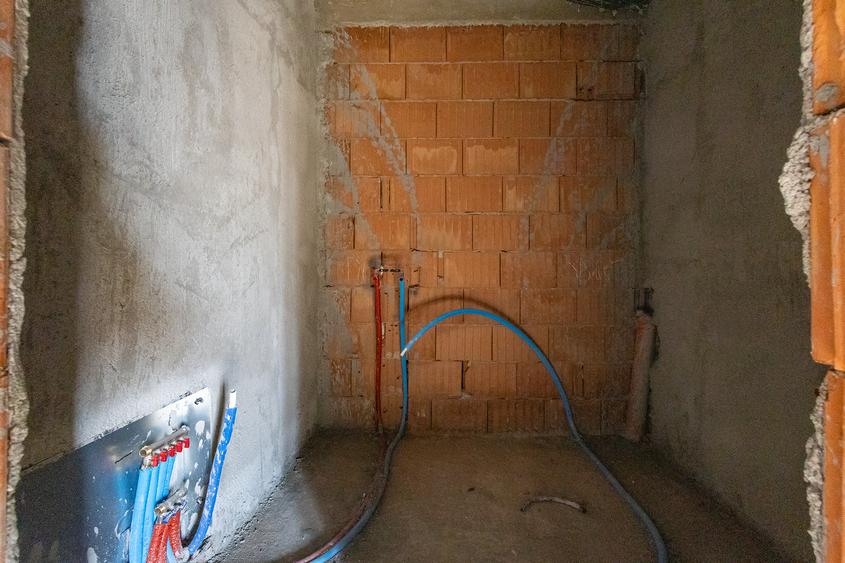 Clădire de închiriat – 800 mp utili – Giarmata, zonă centrală
