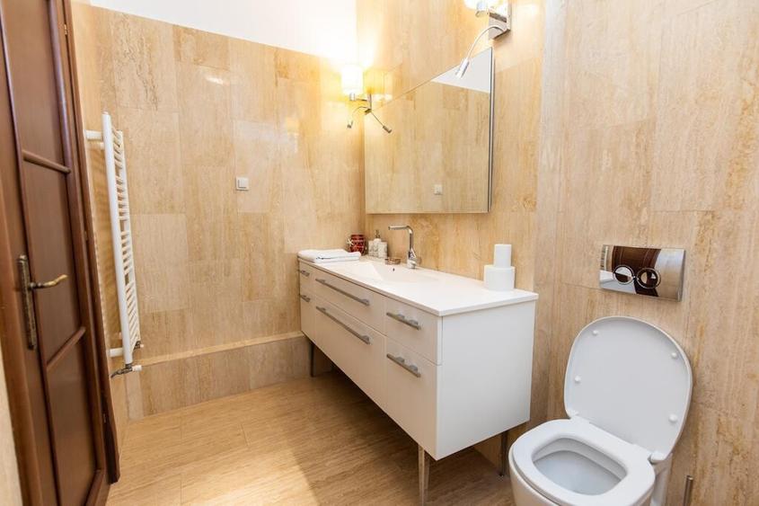 PRIMAVERII DE INCHIRIAT APARTAMENT 4 CAMERE MOBILAT CLASIC