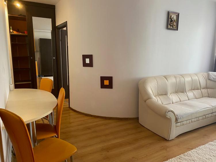 Apartament 2 camere Andrei Muresanu, zona Constrantin Brancusi