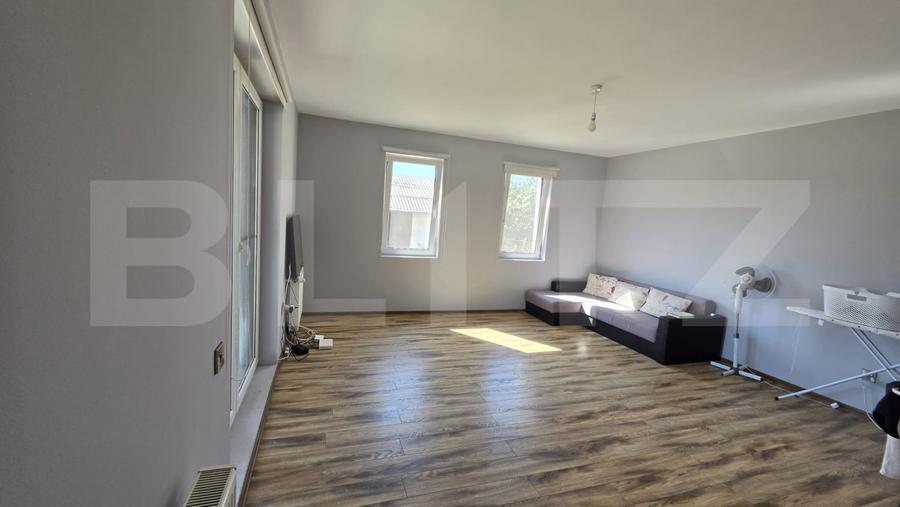 Casa 4 camere 120 mp, teren 5000 mp.. Sud