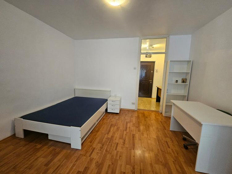 Garsoniera de 33 mp situata in zona IANCULUI pe str ELEV STEFANESCU- mobilata