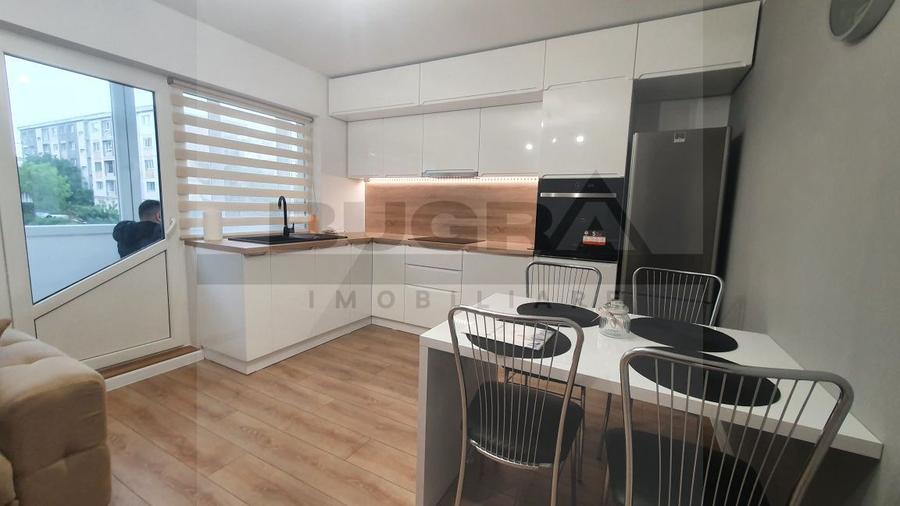 Apartament 3 camere, 52 mp, etaj intermediar, garaj, zona Intre Lacuri