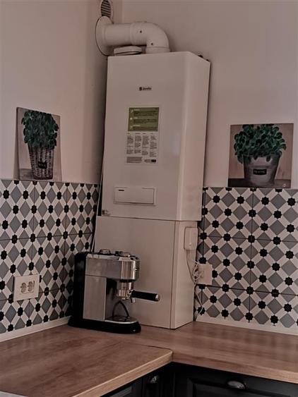 Casa/Vila de inchiriat Antibiotice - 770 euro