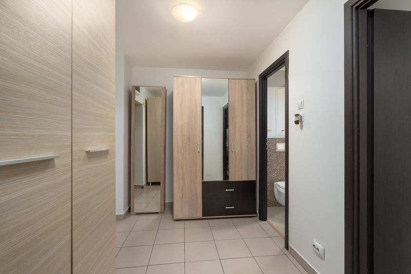 Garsoniera 41 mp ( 700 m - metrou Timpuri Noi )
