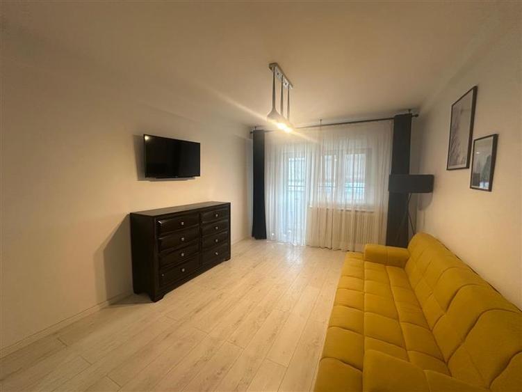 Apartament 4 camere de vanzare, Copou
