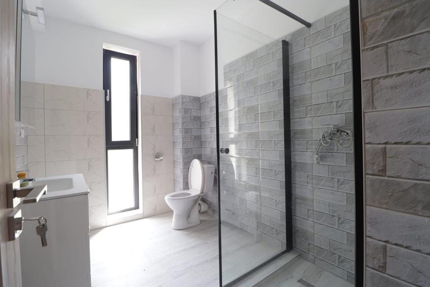 Proiect Nou! Apartament cu 3 Camere, 2 bai! Lift!!!
