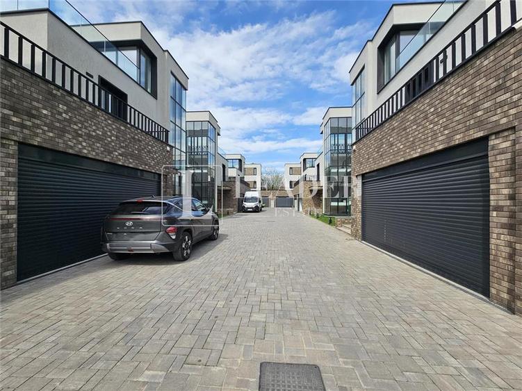 Luxury Villa with Private Pool and Double Garage | Pipera