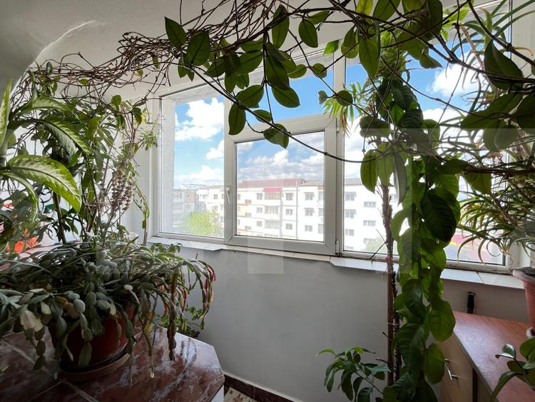 Apartament 3 camere semidecomandat, 58 mp, etaj 4 – zona Gării