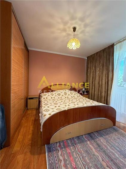 4 Camere Trapezului | Metrou | 2 bai si Boxa