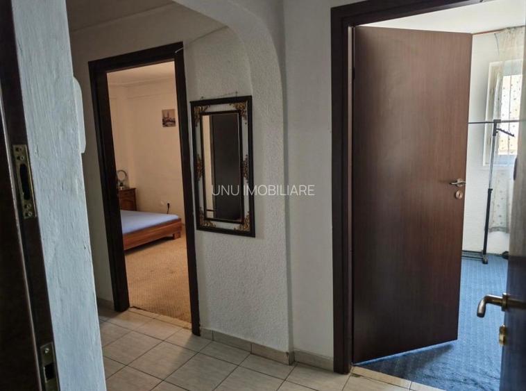 2 camere Decomandat - 42 mp - Pacurari - Alphabank- 85000 euro - 4