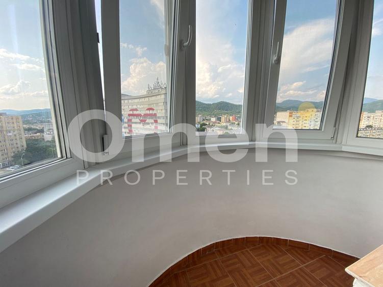 Apartament decomandat cu 2 camere, view superb, zona Semiluna