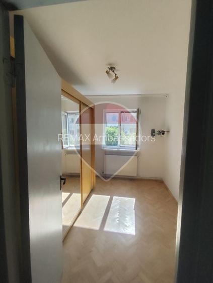Apartament 3 camere, pet friendly, centrala gaz, Bulevardul Cetatii - 7