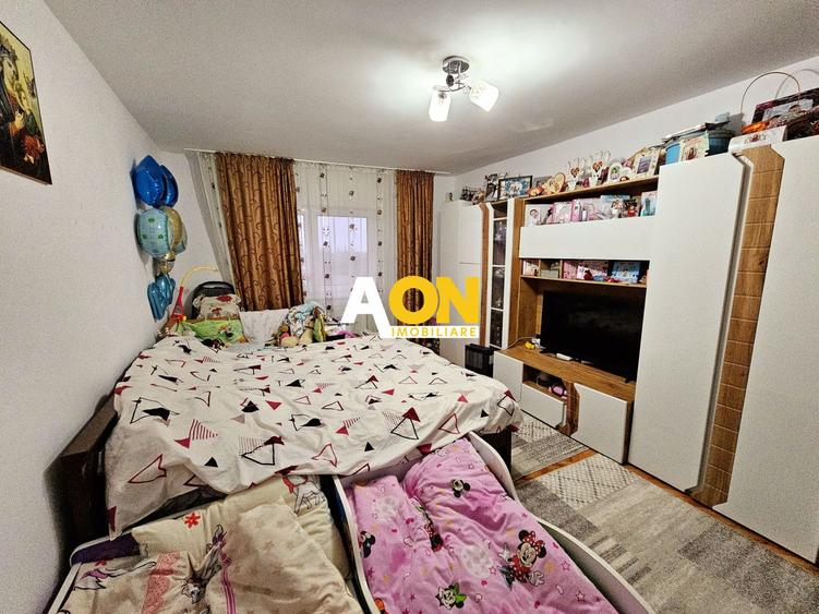 Apartament 2 camere, decomandat, mobilat, utilat, etaj 3, Ampoi 2