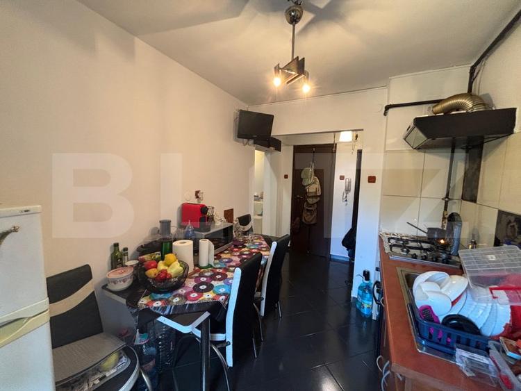 Apartament de vanzare, cu 2 camere, 46 mp, zona Al. Trandafirilor