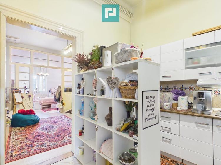 Apartament cu 2 camere, la casă, zona Drăgășani