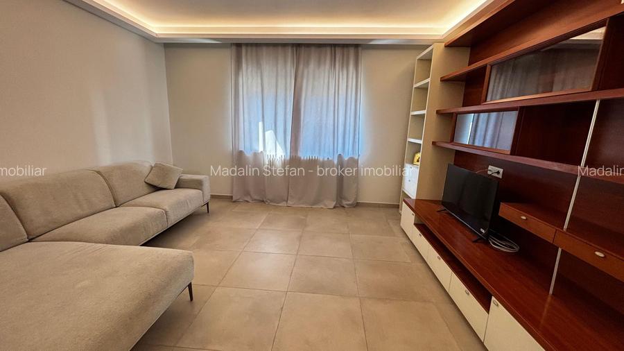 VANZARE VILA TIP DUPLEX - MOBILATA SI UTILATA - ZONA MIHAI BRAVU - 4