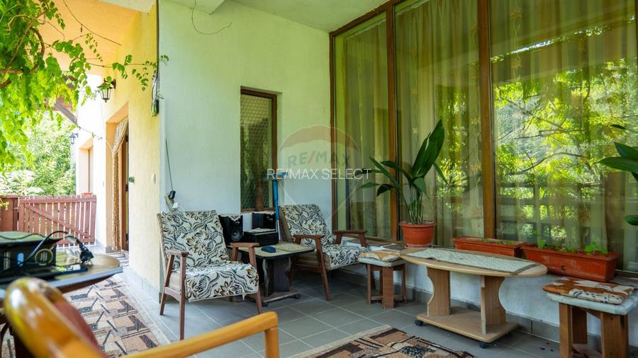 Vanzare vila-pensiune D+P+M 10 camere de vânzare, Daesti jud. Valcea - 37
