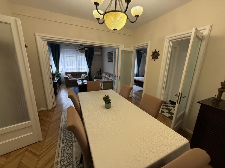 Apartament 6 camere Ultracentral
