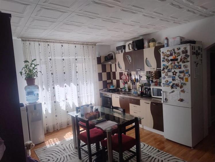 Casa 3 camere zona Centrala, teren 385 mp