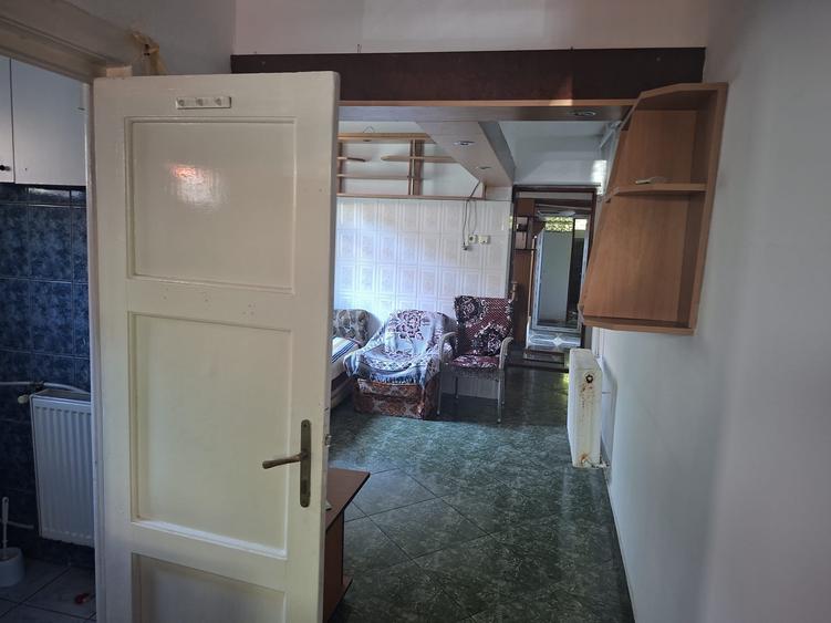 Casă tip duplex D+P+1E+M de vânzare – Ploiesti, Strada Granitului