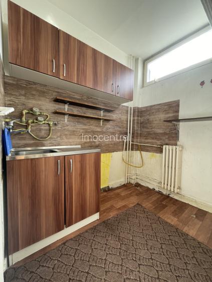 Garsonieră 28mp decomandată și balcon lângă Big - 12