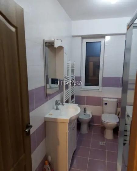 Apartament 2 camere, DECOMANDAT, zona Tatarasi - 8