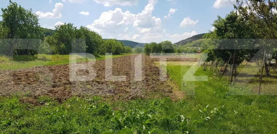 Casa individuala, 80 mp, teren 13000 mp, intrare in Dej