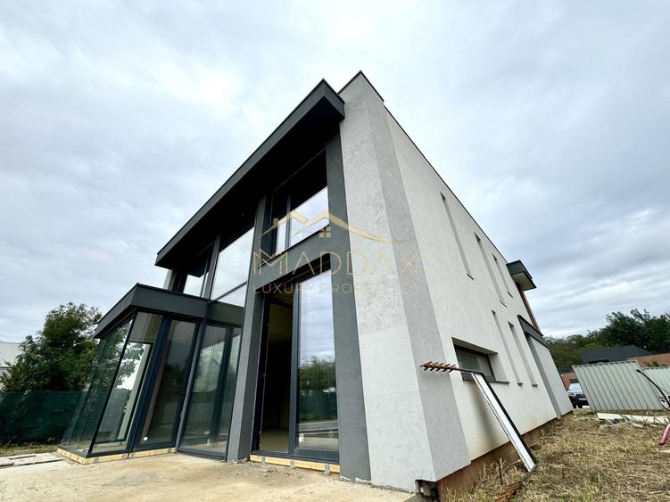 Vila Exclusivista *296mpc* / 753 mp teren + piscina si fire-pit / Balotesti