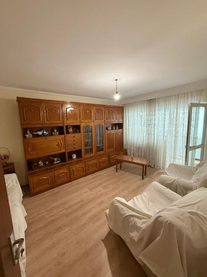 3 DECOMANDATE partial renovat, centrala, termopan, Valea Alba