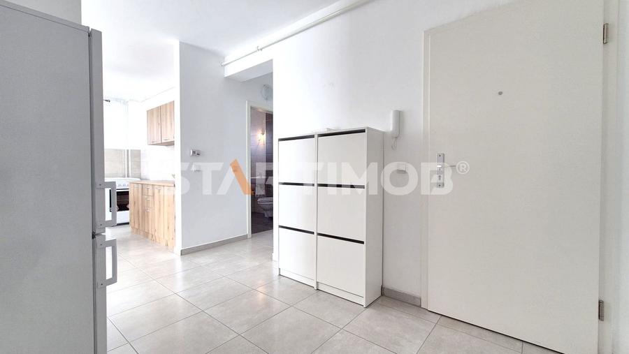 3 camere cu parcare zona  Avantgarden