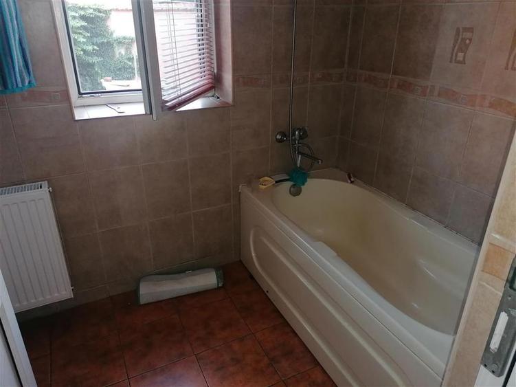 Casa Individuala zona Dambovita peste 450 Mp Teren