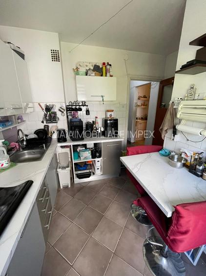 Vanzare apartament 2 camere  Valea Oltului Timisoara Drumul Taberei sector 6 - 6