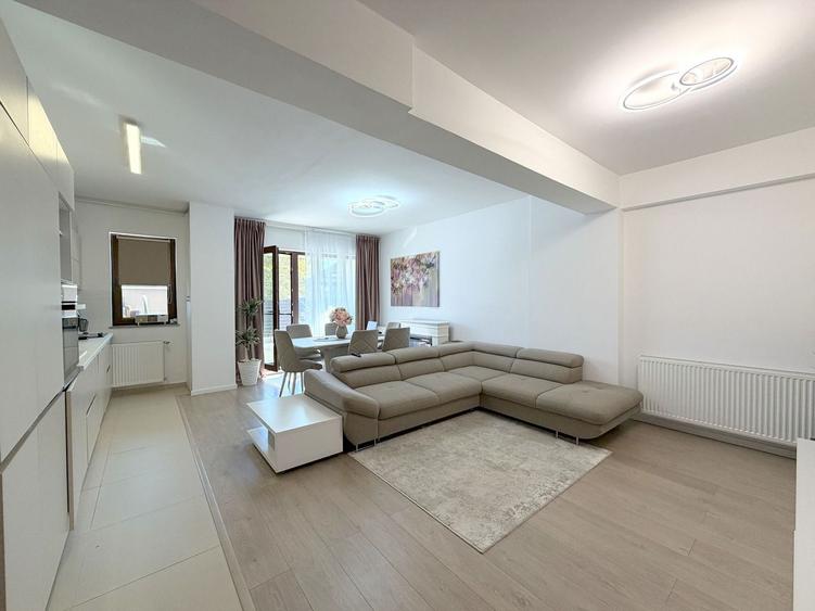 Apartament cu 3 camere si gradina proprie de 75mp Sisesti