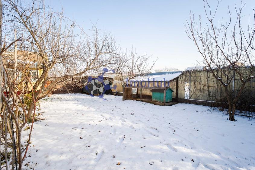 🏡 Teren 2300 mp și casă bătrânească în centrul satului Voinesti, lângă biserică - 29