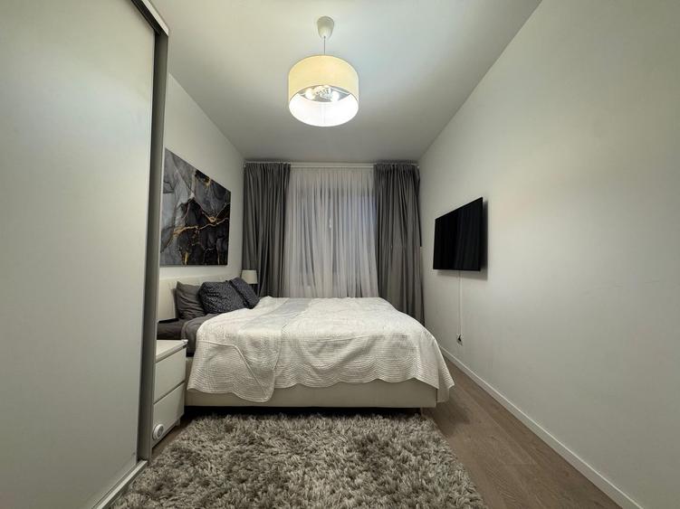 3 CAMERE + CURTE 76mp || SISESTI - BANEASA