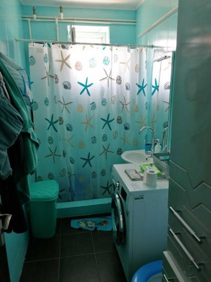 Apartament de vânzare cu 3 camere, zona Abator
