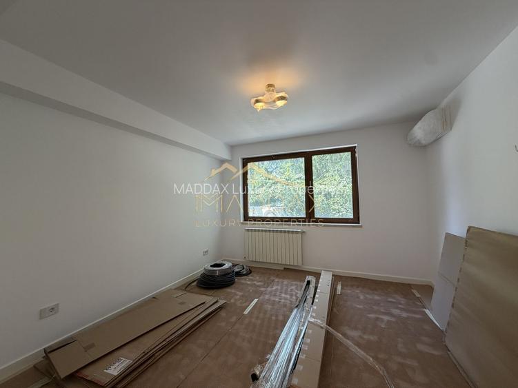 Vila Premium *800mp* // teren *963mp* / garaj cu 6 locuri* // Iancu Nicolae