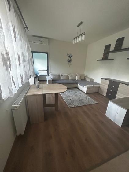 Proprietar, închiriez cu contract ANAF apartament cu 2 camere Giroc