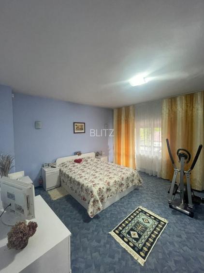 Duplex de vanzare, 2 unități, 8 camere, 300 mp, zona centrala - 12