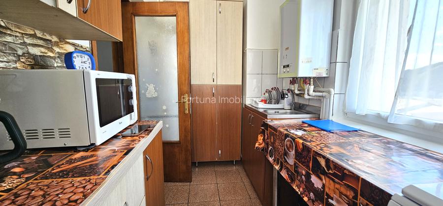 Apartament 1 camera cu functionalitate de 2camere,mobilat,utilat,C-lea Romanului - 3