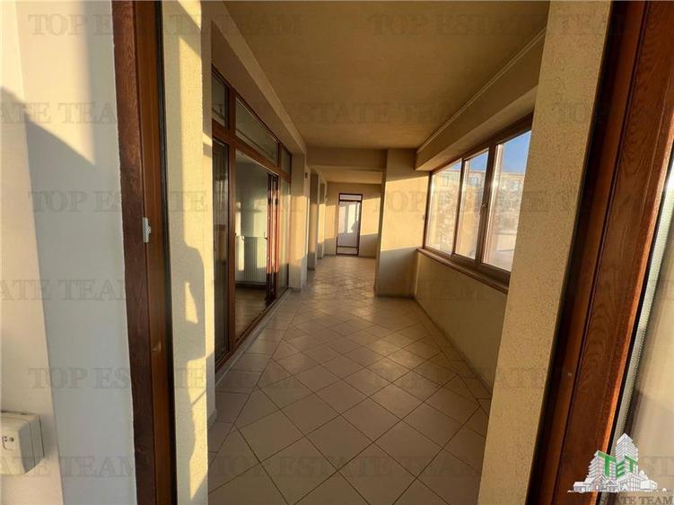 Apartament 3 camere - central - vanzare - Braila